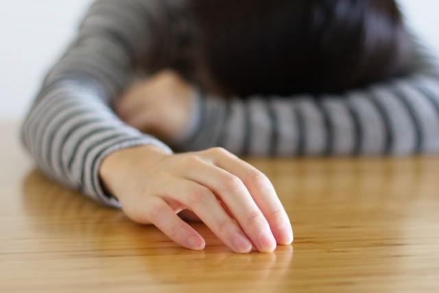 介護疲れの女性